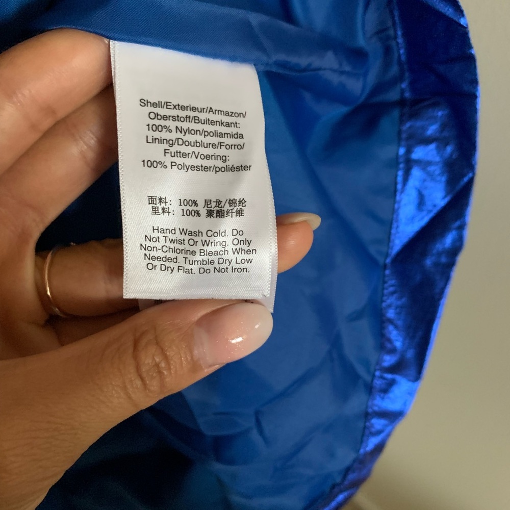 DKNY Windbreaker Half-Zip - Picture 5 of 6